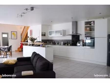 location maison beaufou