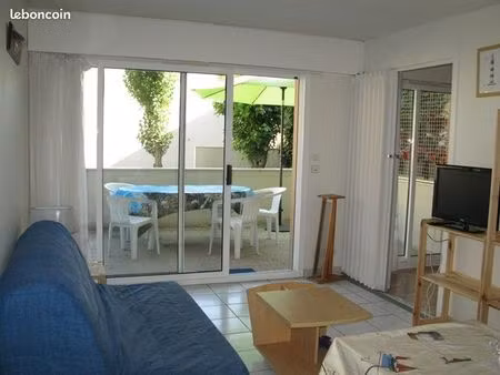 t2 pour étudiant proche centre-ville  lignes de bus et plage