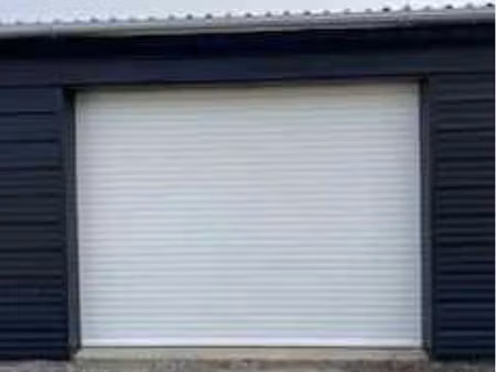 box de stockage ou garage à louer 50m2