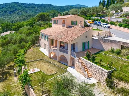 maison à vendre l’escarène 5 pièces 245 m² garage terrain plat 2.500 m²