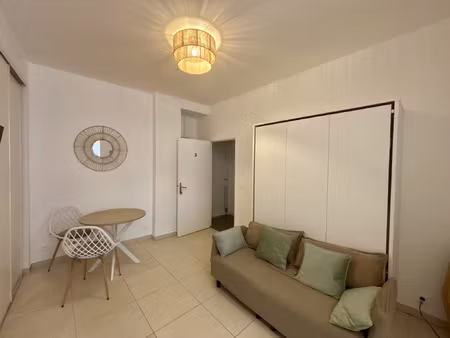 1 pièce 20 m2 studio meublé quartier gambetta