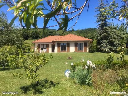 maison de plain-pied sur les coteaux de chatte