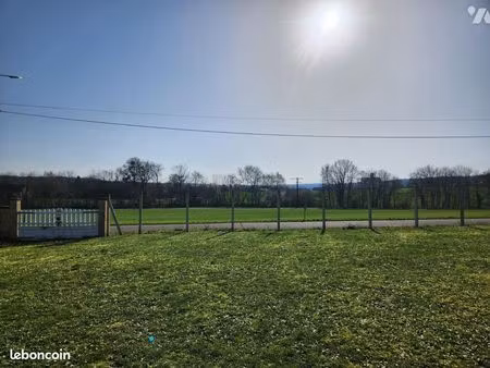 terrain 2104 m² jessains