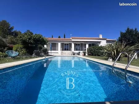 villa 225 m² prades-le-lez