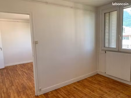 appartement 3 pièces 52 m²