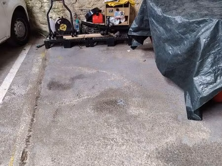 location place garage moto