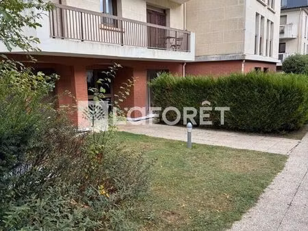 parking/box coye la foret