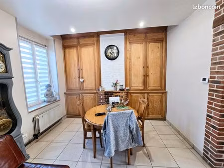 à louer – appartement de 81 m² au cœur d'avesnes-le-comte