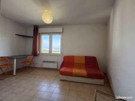 studio 1 pièce 16 m²