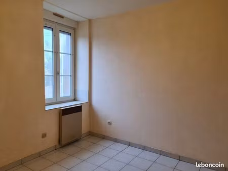 loue f2 de 43 m2 à sarrebourg