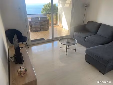 app. f2 37 m2 avec terrasse vue mer