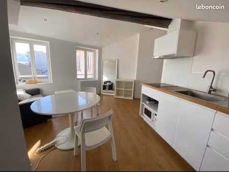appartement 2 pièces lyon croix-rousse