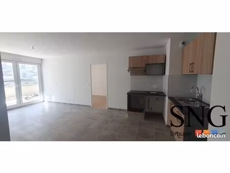 appartement 2 pièces 81 m²