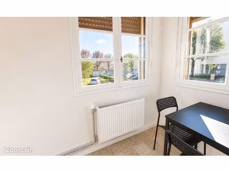 location – studios meublés modernes à port-saint-louis-du-rhône (13230)
