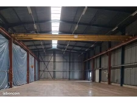 entrepôt atelier 1000m2