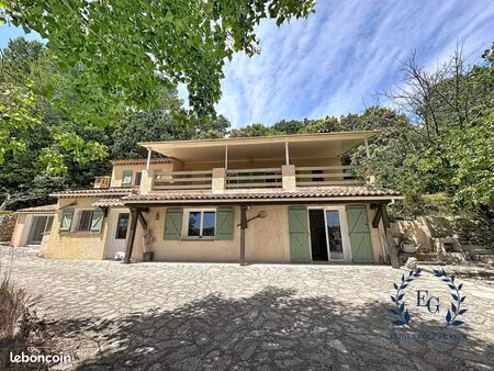 maison 5 pièces 147 m²