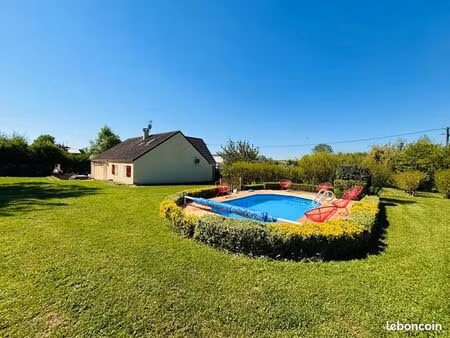 belle propriété avec piscine