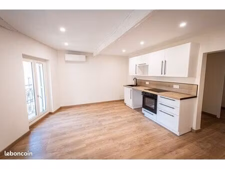 beziers centre t4 de 66 m² entièrement rénové avec terrasse – climatisation – cuisine équi