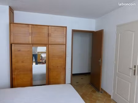 studio meuble de 25m deux feneêtres centre ville pirvas