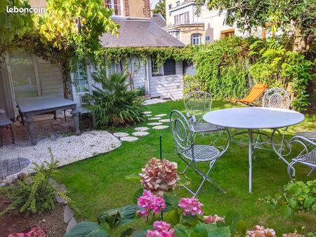 rouen centre/gare sncf - appartement rez de jardin pour 2 étudiants