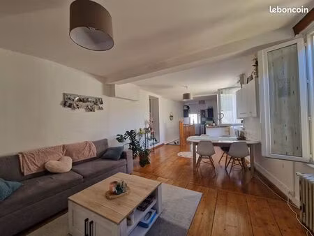 appartement 2 chambres centre st pourçain sur sioule