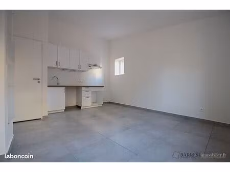studio 1 pièce 22 m²