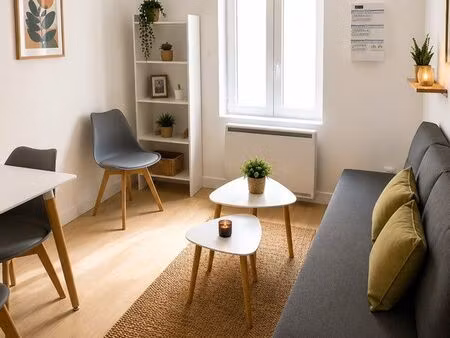 t2 meublé rénové - hyper centre - tout équipé