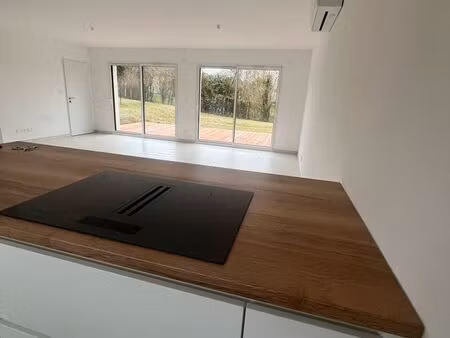 location maison neuve t4