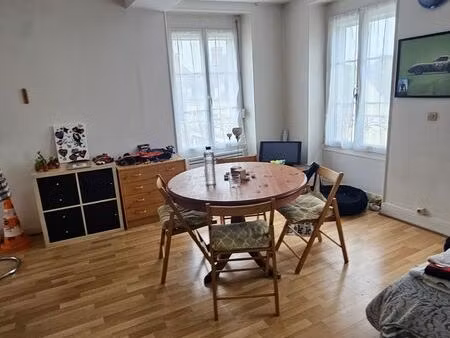 studio meublé