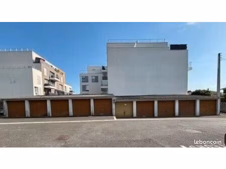 box à louer 12m2