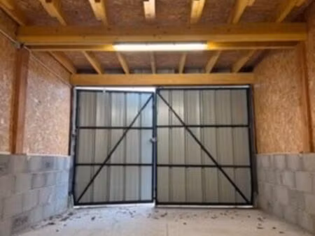 garage/box 53 m² paray le monial