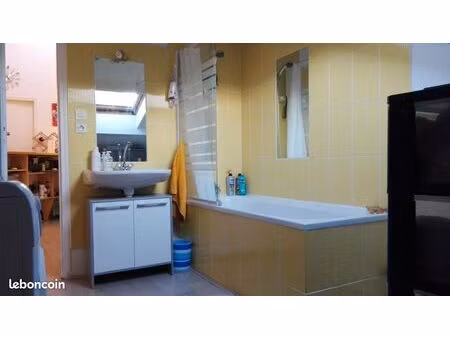 appartement 3 pièces 74 m²