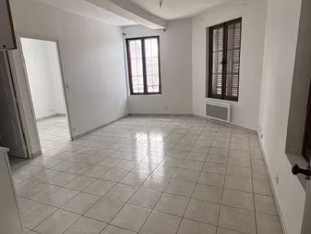 location appartement 0 pièces 32 m² à maintenon (28130)  450 €
