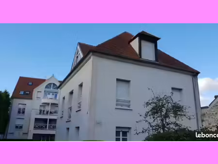 location meublée appartement 2 pièces 37 m² à compiegne (60200)  610 €
