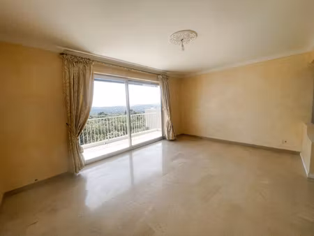 **st jacques **appartement 4 pièces les lucioles
