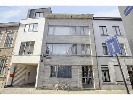 opbrengsteigendom met 3 appartementen te mechelen centrum