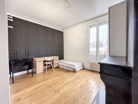 hyper centre appartement 3 chambres meublées