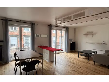 location appartement  67.08 m² t-3 à reims  950 €