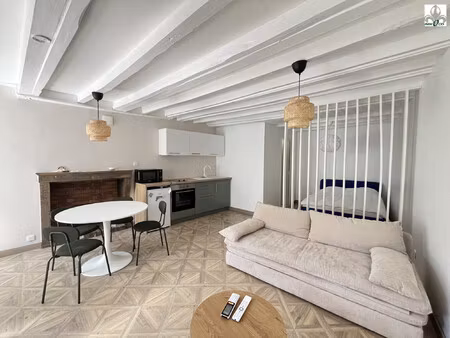 studio meublé refait à neuf avec climatisation