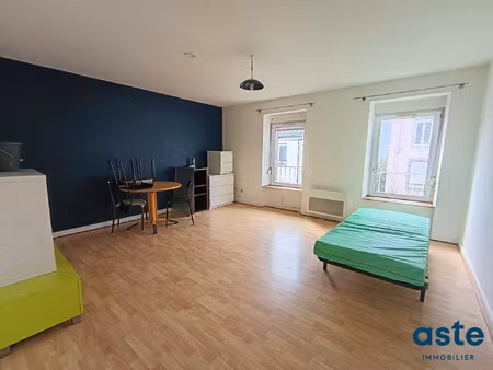 quartier des quatre moulins / rive droite studio t1 | dernier é