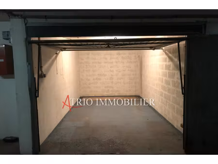 location garage 15 m² à saint-laurent-du-var (06700)