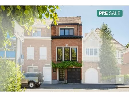 instapklare burgerwoning met tuin en 4 slpk in beverlaai