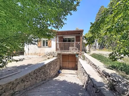 maison individuelle à roussillon-sur-tinée