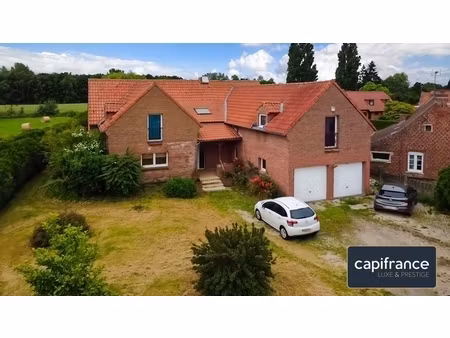 volumes exceptionnels  semi plain-pied  appartement indépendant et parcelle de plus de 2 2