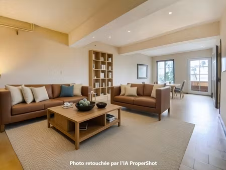 maison de caractère avec dépendances à vendre à uchizy – 200 m² habitables – terrain de 6 