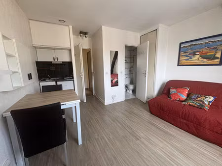appartement studio meuble 15 72 m2 -rue de montreuil - paris 75011