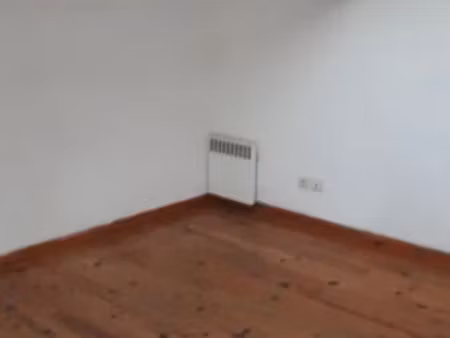 location appartement 4 pièces 75 m² à saint-laurent-de-la-salanque (66250)  700 €
