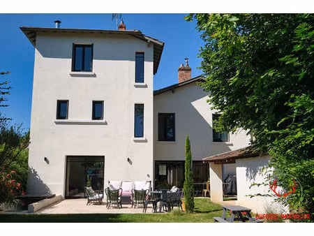 maison saint didier au mont d or 5 pièce(s) 253 m2