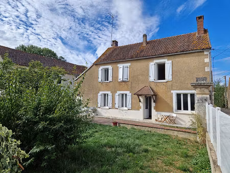 maison renovee - 3 pièces - 2 chambres - jardin