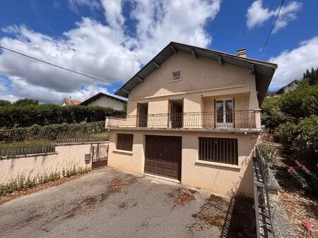 villa proche centre / vue
